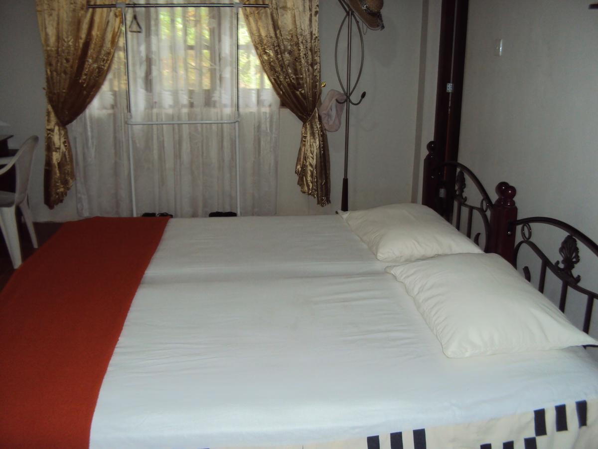 Araliya Home Stay Kandy Exterior foto